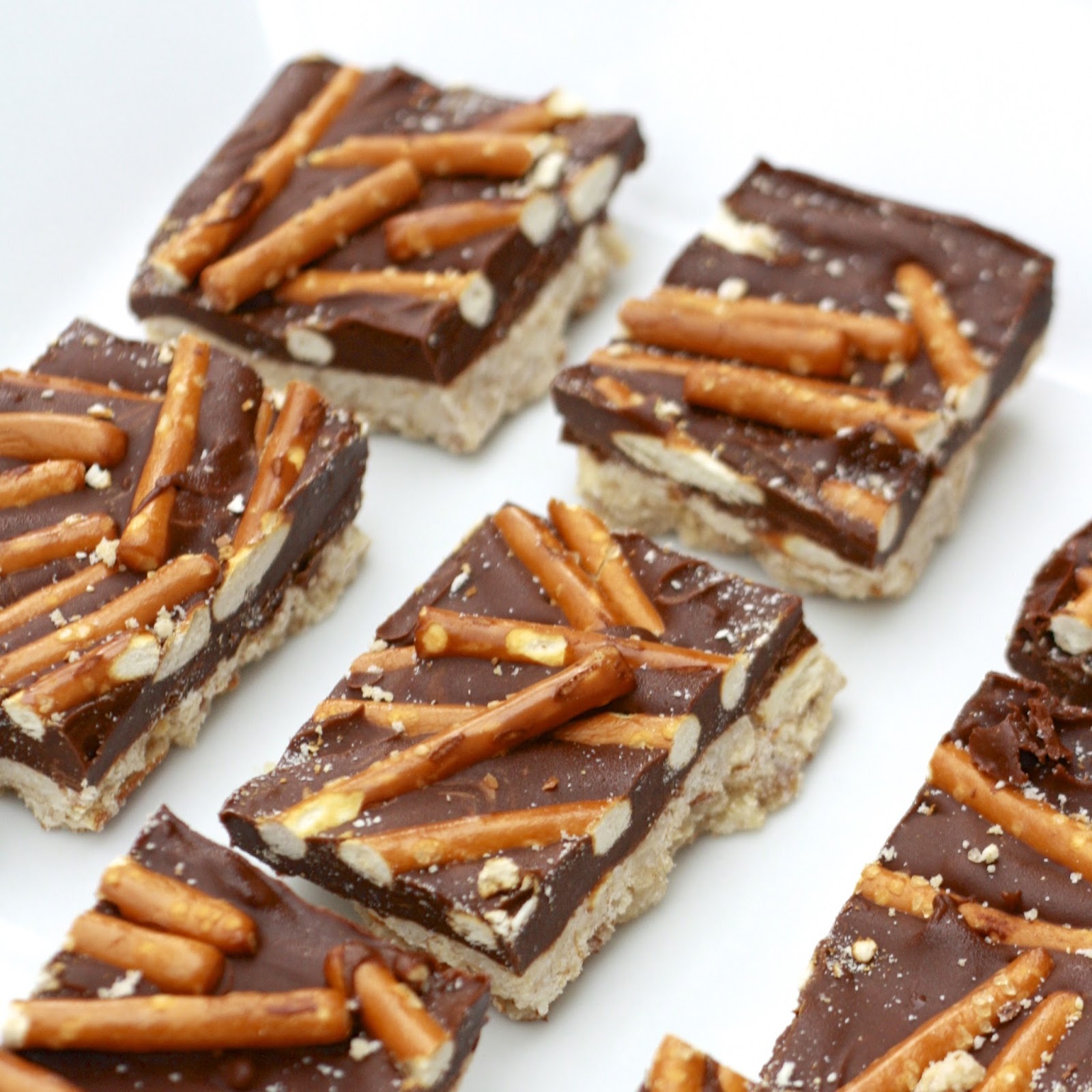 Chocolate Peanut Butter Pretzel Bars The Sweets Life