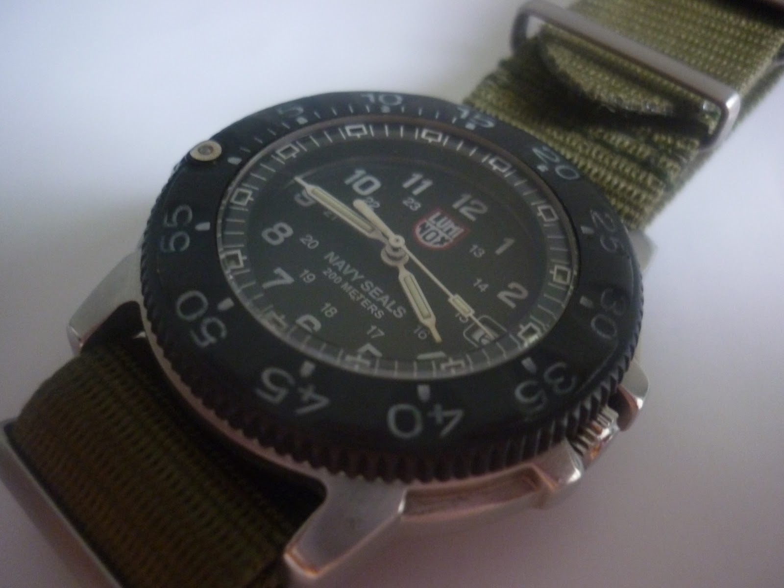 luminox 3001 navy seal