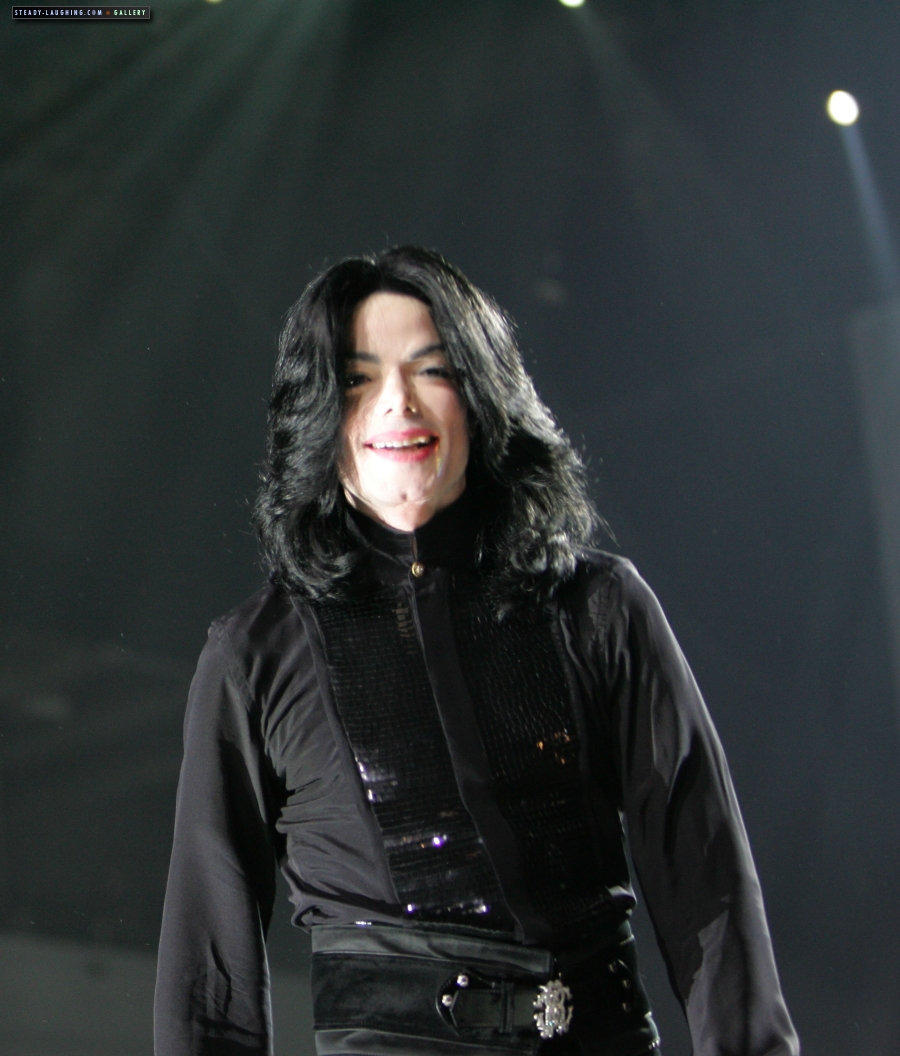 world-music-awards-michael-stage-appearance-at-the-world-music-awards%2528254%2529-m-43.jpg