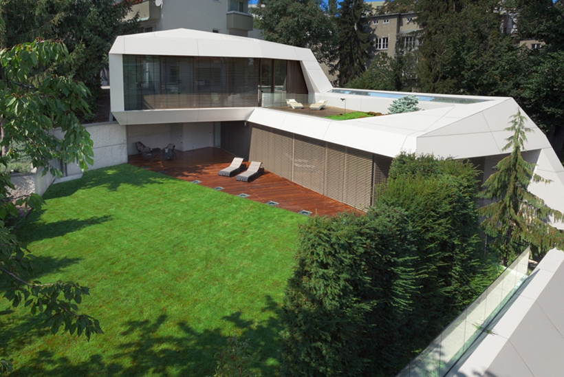 Ultra modern houses Ultra modern houses