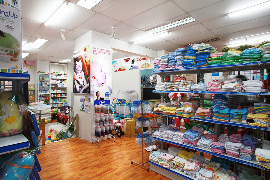 Mẫu bố trí shop quần áo trẻ con quấn hút khách
Cách sắp xếp shop áo quần trẻ em quấn hút khách