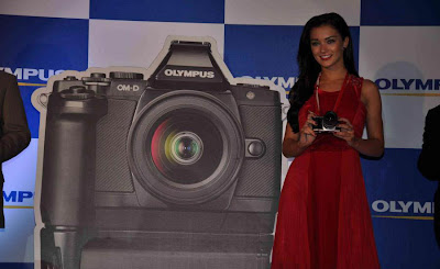 amy jackson launch olympus camera photo gallery