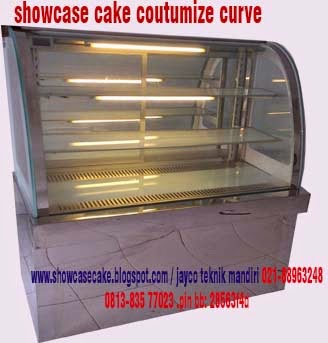 showcase cake ukuran 120 x70 x135 cm curve