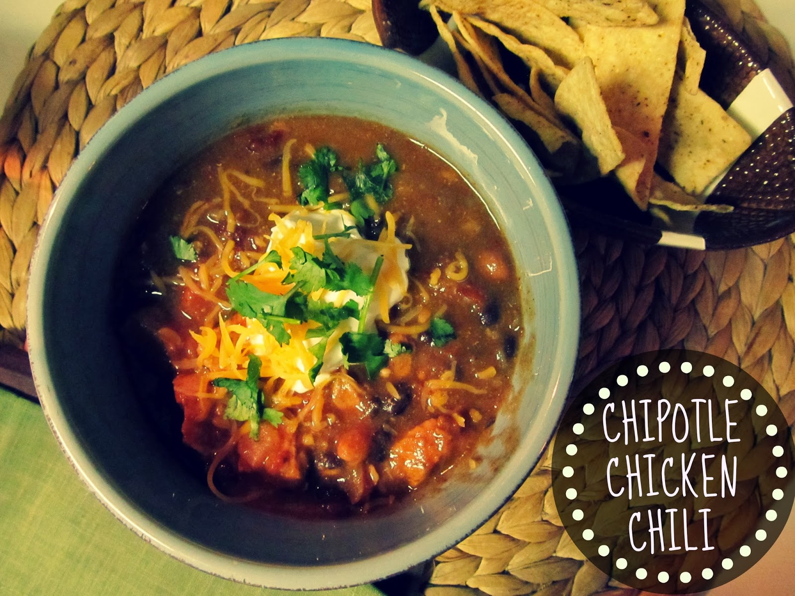 Nestful of love Chipotle Chicken Chili {Recipe}