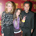 Estreno Extraños en la noche / Evento 201 / 12 de abril 2012