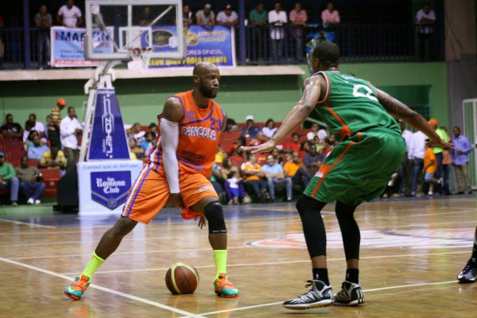 Juan Pablo Duarte y Castillo Chola reanudan hoy el Basket Superior de La Romana.