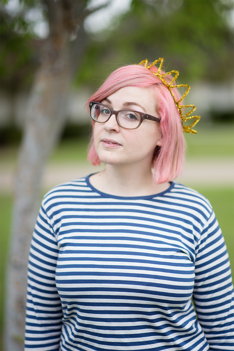Gold Crown - littleladylittlecity.com Gold Crown - littleladylittlecity.com