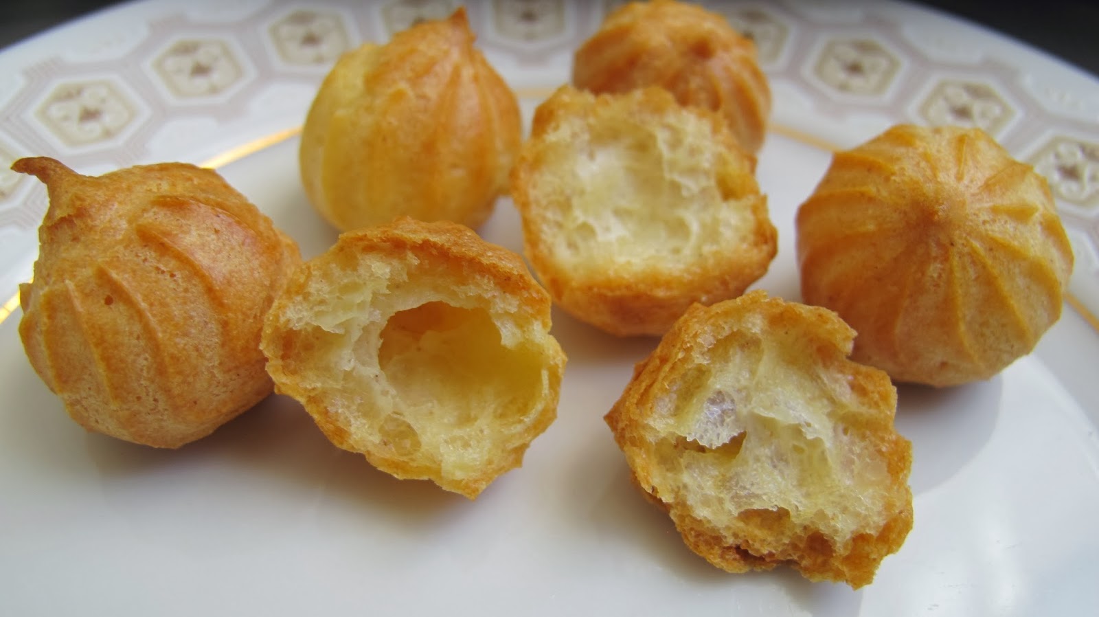 Kreasi Dapur Iis Sukendar Kue Soes Mini Kering Rasa Keju