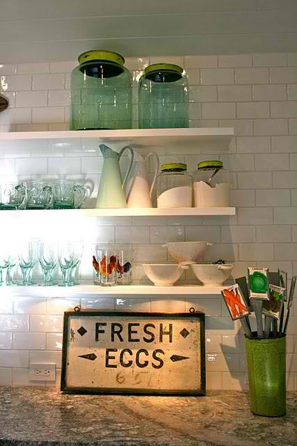 vignette design: Kitchen Cabinets vs. Open Shelves and the Art of Display