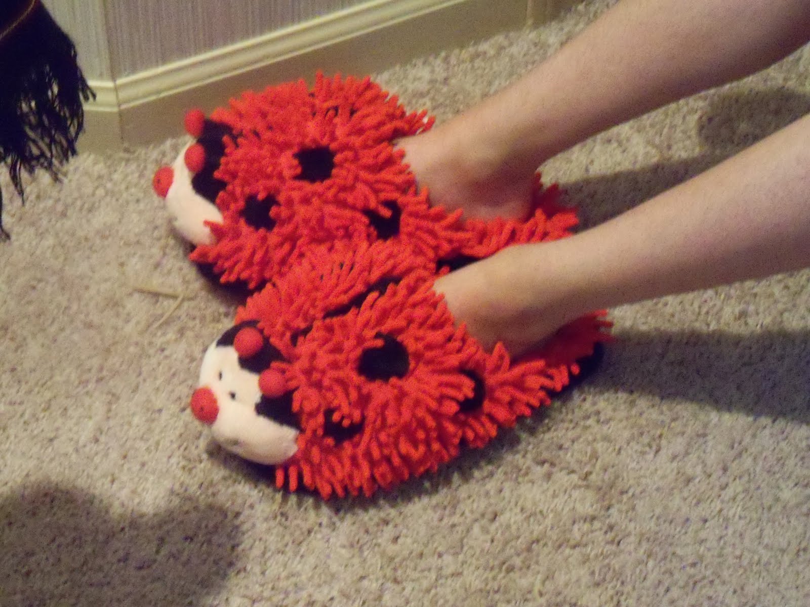 Hummus Anonymous: Two Red Things