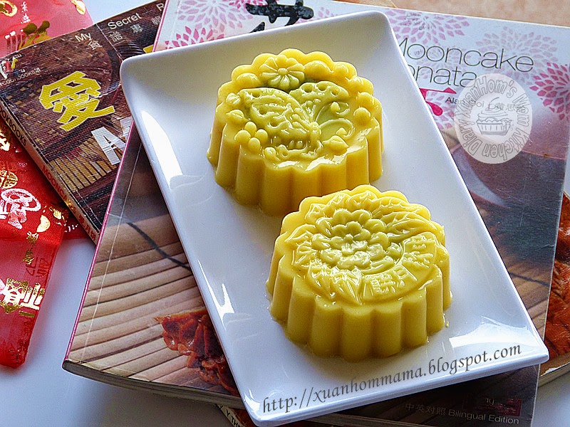 轩宏妈的厨房日记 XuanHom's Mom Kitchen Diary 芒果黑芝麻优格燕菜月饼 (Mango Black Sesame