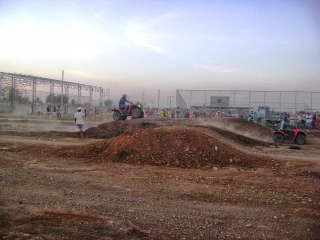 Apresentações de Moto Cross (Foto: EIP)