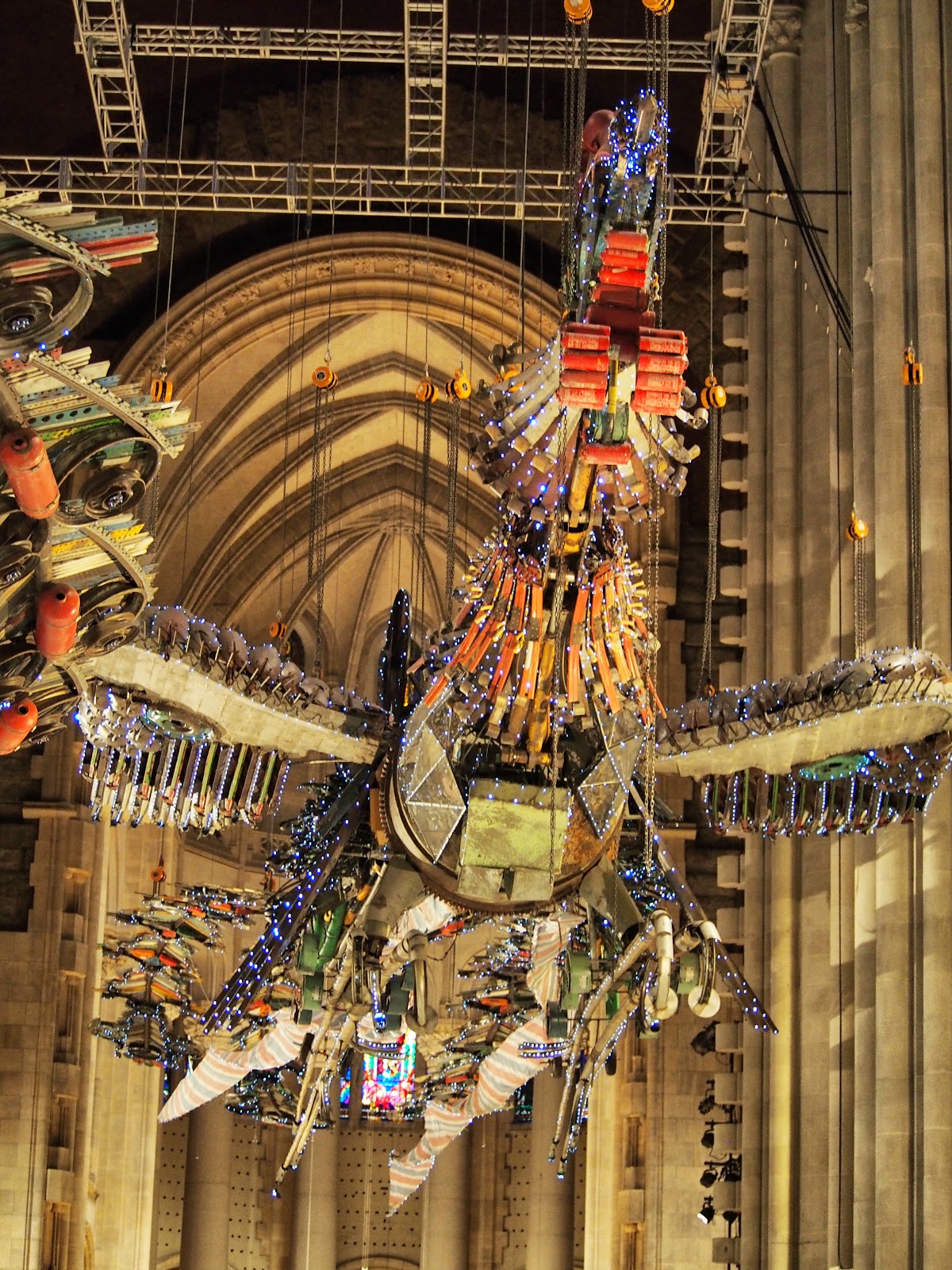 Huang #Huang #phoenix #xubing #stjohnthedivinecathedral #art #nyc ©2014 Nancy Lundebjerg Huang #Huang #phoenix #xubing #stjohnthedivinecathedral #art #nyc ©2014 Nancy Lundebjerg