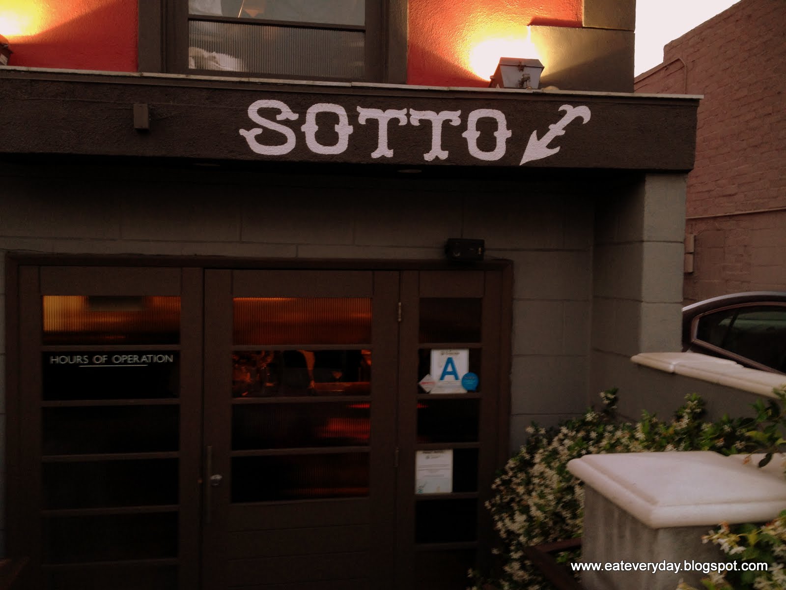 EAT Everyday Sotto The Pizza
