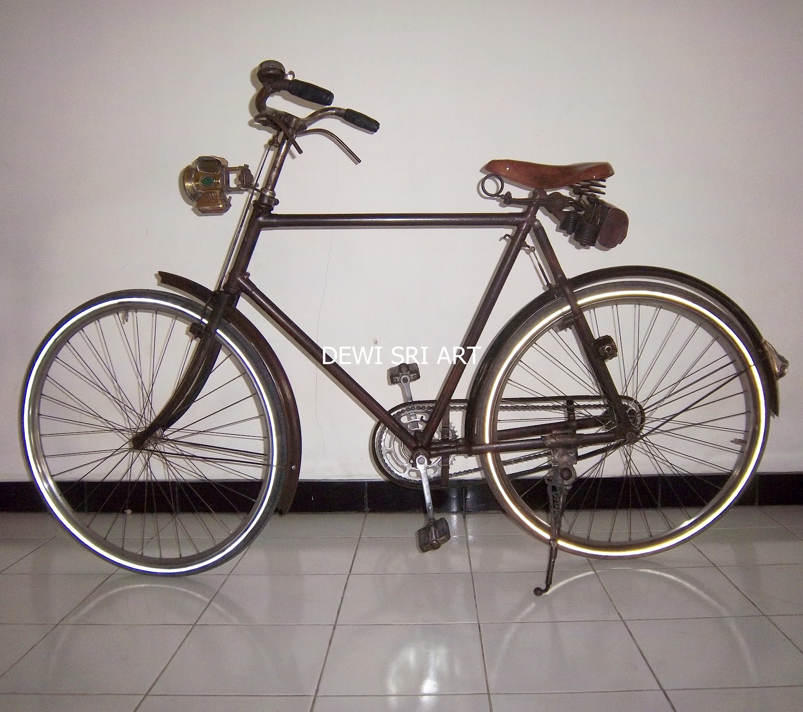 Dewi Sri Art: Sepeda Onthel FONGERS lanang