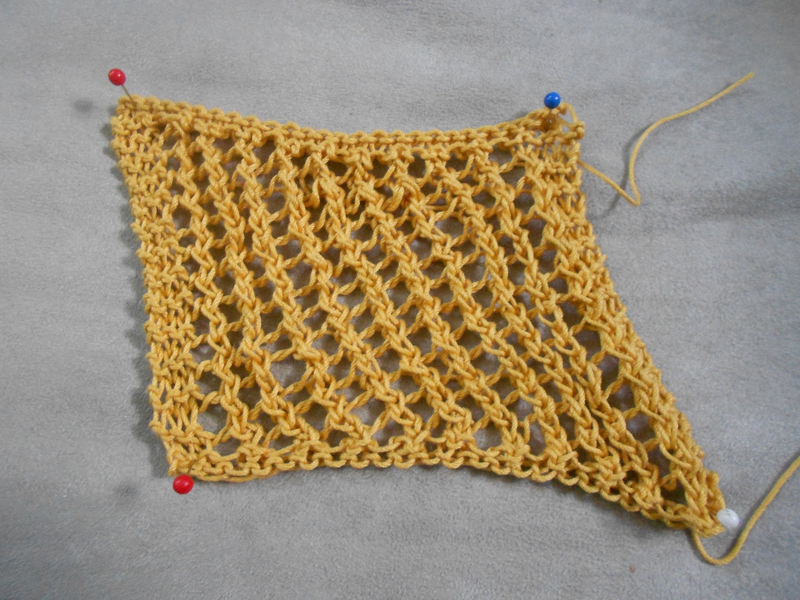 Blue Betty: Stitch Guide: Left Leaning Mesh