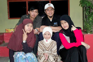 imut bareng crew MQTV