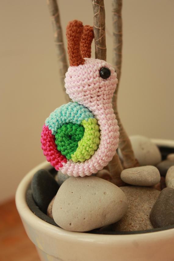 HAPPYAMIGURUMI: Amigurumi snail pattern