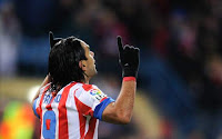 Falcao celebra uno de los cinco goles