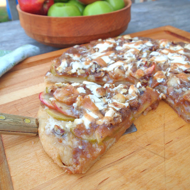The Alchemist The Ultimate Caramel Apple Pizza