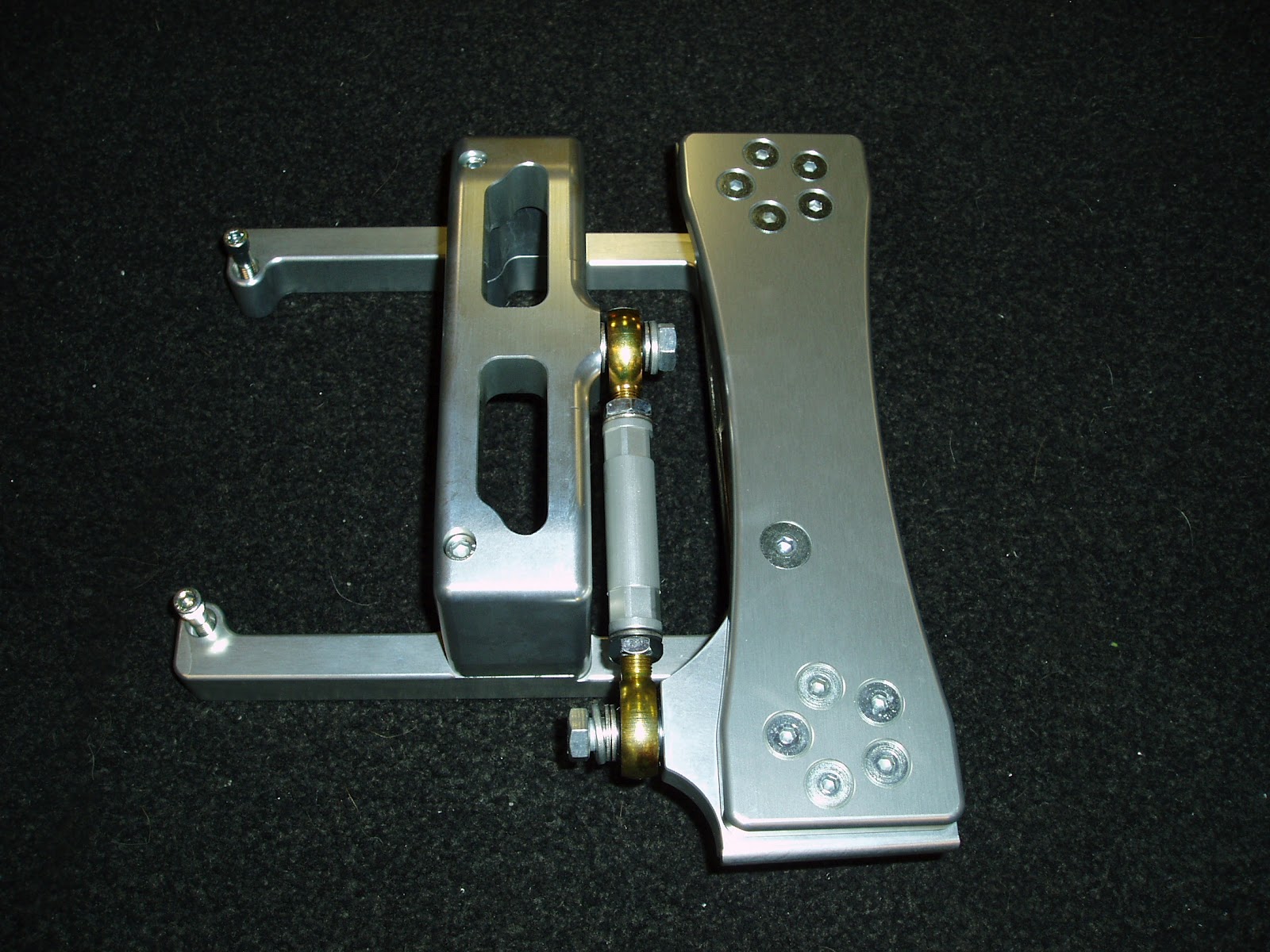  Wobble, Wobble, Bagger Wobble! Pt 1 Frame Brace Upgrade for Big Blue