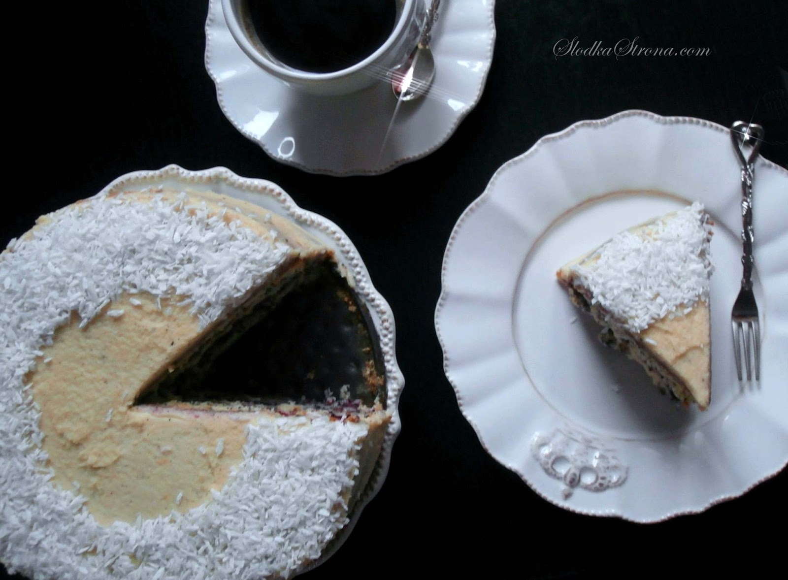 Tort Makowy z Białą Czekoladą - Przepis - Słodka Strona