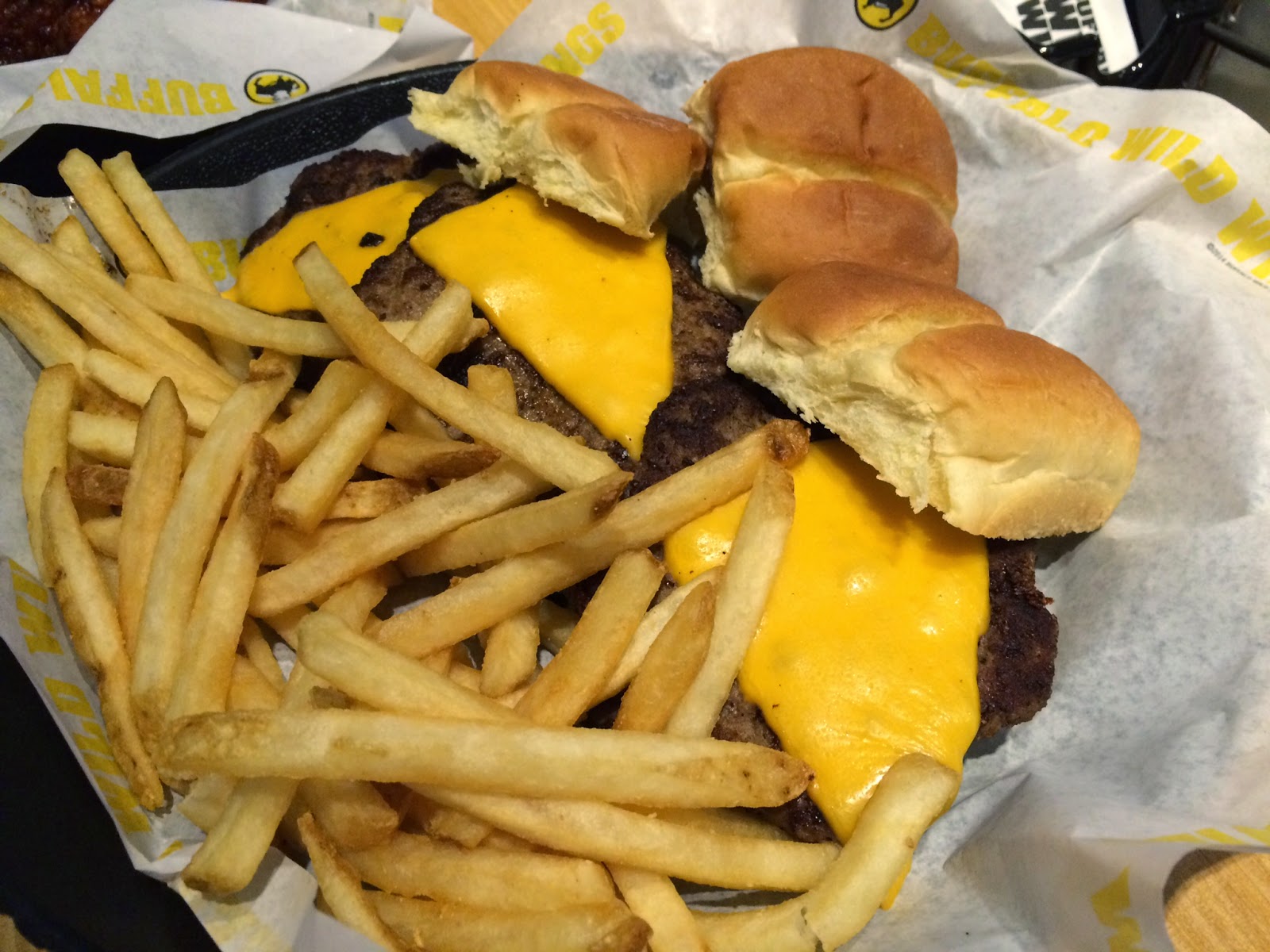 Slammers From Buffalo Wild Wings / バッファローワイルドウィングスのスラマーズ I'm Made of