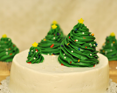 Simple christmas cake – c4k kitchen Beki Cook's Cake Blog: Simple Christmas Cake