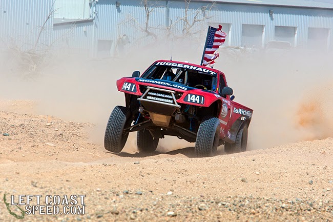 IMAGE: http://4.bp.blogspot.com/-LgpS-I2dSIQ/U19Drokq2RI/AAAAAAAAAIE/5qJM4JNa4vM/s1600/6L7F2553.jpg