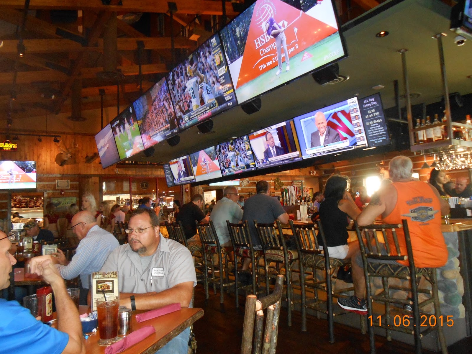 Rants & Raves of Southwest Florida and such Twin Peaks, Loud bar, good