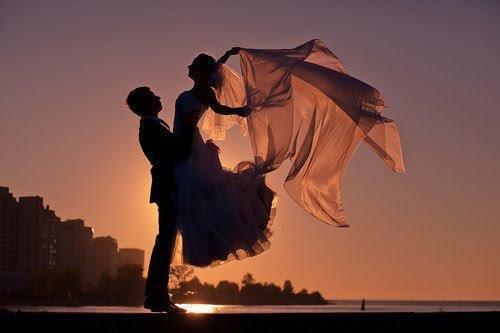Rising In Love: Couples in Love