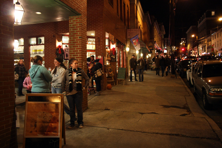 hoco connect midnight madness in ellicott city tonight ellicott city christmas lights