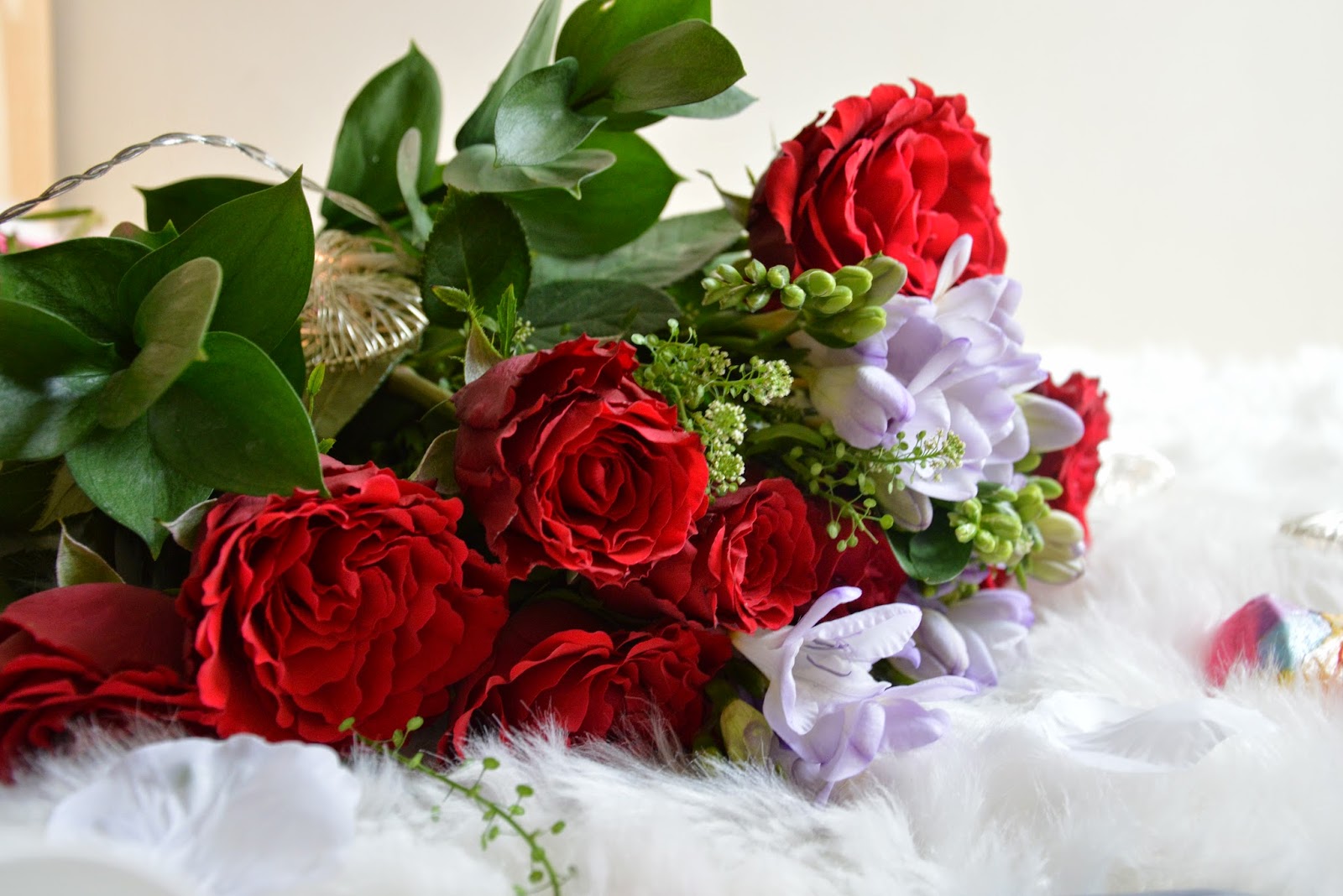 debenhams_valentines_flowers.JPG