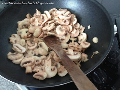 Plăcinte cu ciuperci și mărar - calim ciupercile