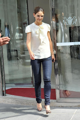 Katie Holmes Fashion Style on Viva La Fashion Katie Holmes Street Style