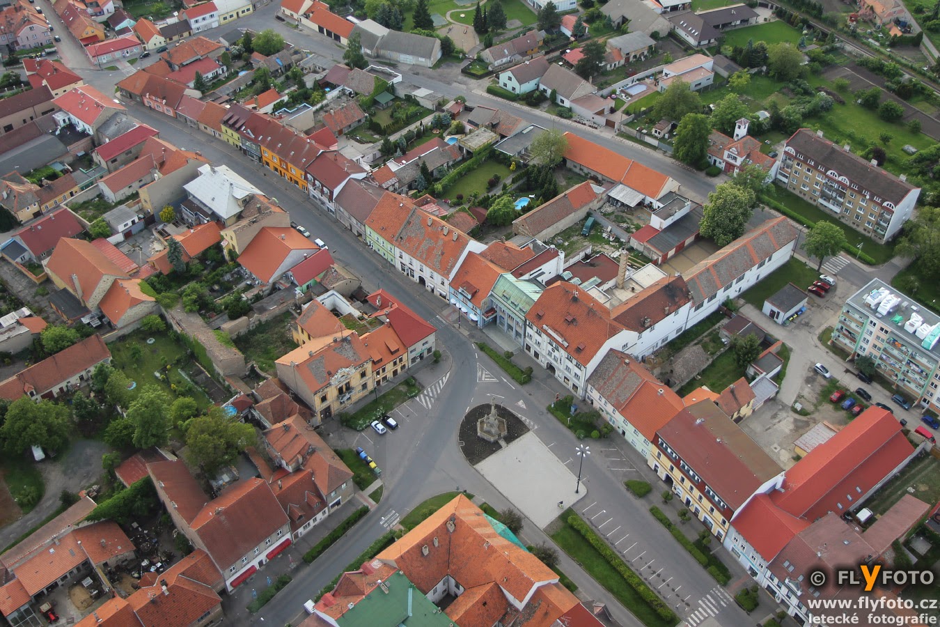 FLyFOTO letecká fotografie a video Libochovice