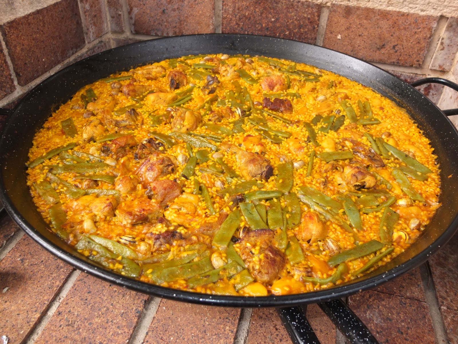 Cocinando con Lola García Paella Valenciana