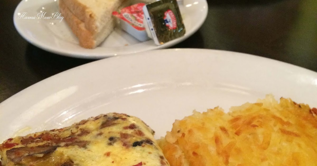 Hawaii Mom Blog Breakfast at Giovanni Pastrami