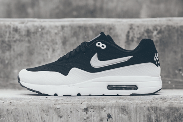 nike-air-max-1-ultra-moire-preview-5.gif