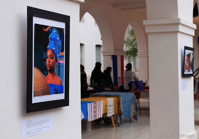 Fotografia de Franciele, do grupo Guerreiras Negras do Quilombo Patioba Sergipe: los rostros de su folklore en la Ciudad Universitaria de la UNC - Por Tito Garcez