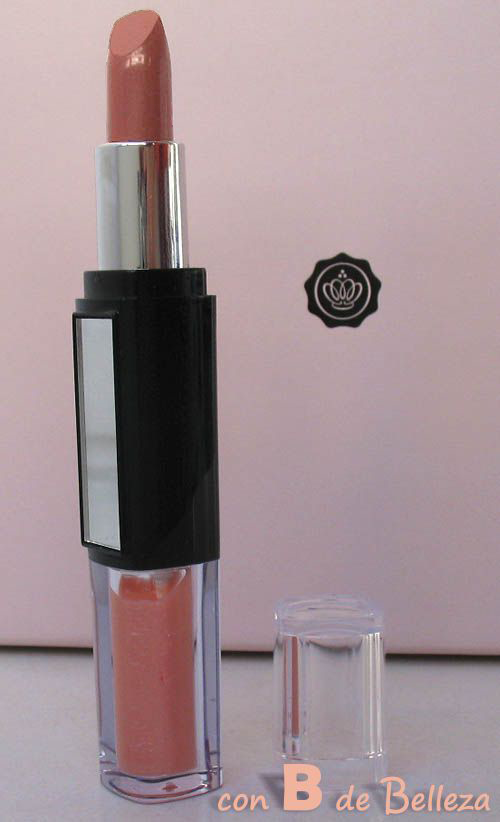 Lip duo Model co