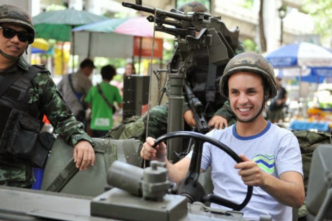 bangkok martial law pics1