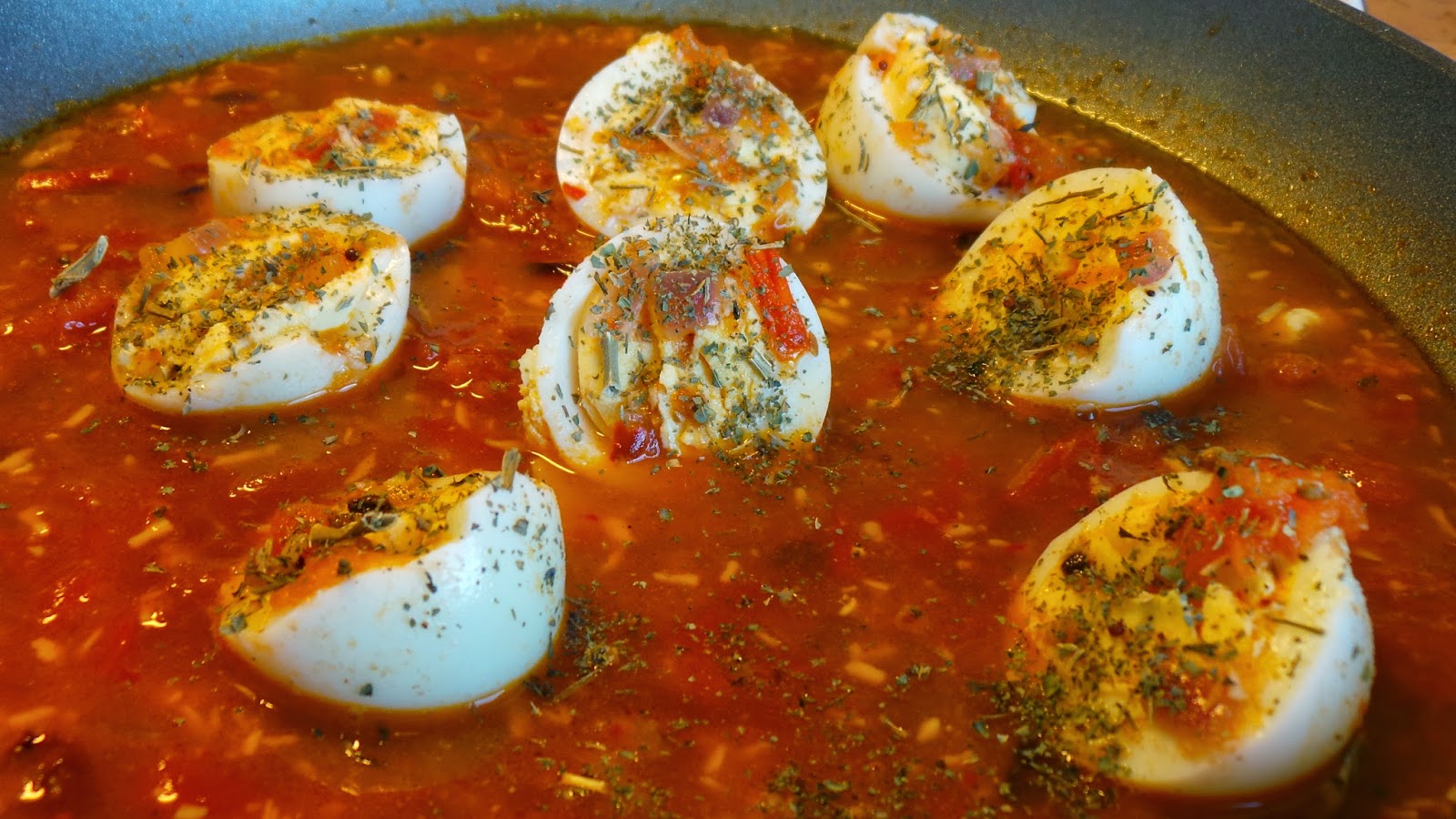 Effervescence: Maharashtrian Style Egg-curry