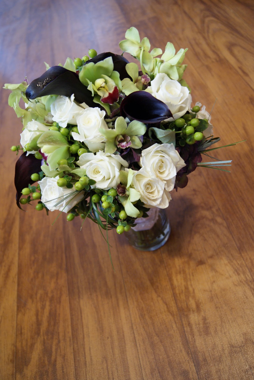 Intuitive Blooms Overdue November Wedding Flowers