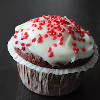 http://mikaelascorner.blogspot.se/2011/03/red-velvet-cupcakes.html