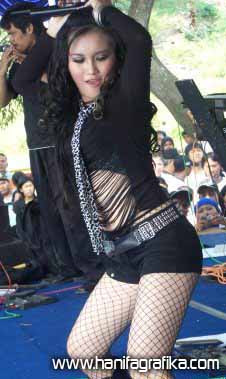 18+ Rumah Cantik Ayu Ciomas Background