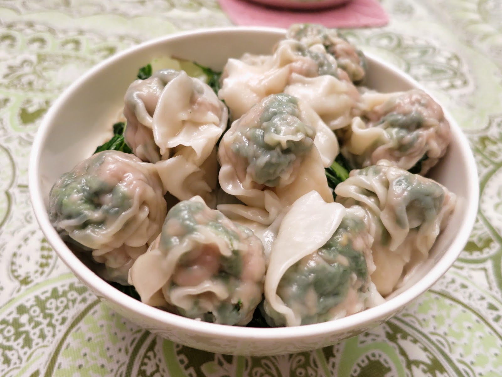 pieces of m Homemade Pork And Spinach Dumplings! [FOOD]