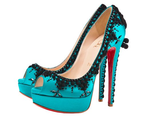 louboutin calçados