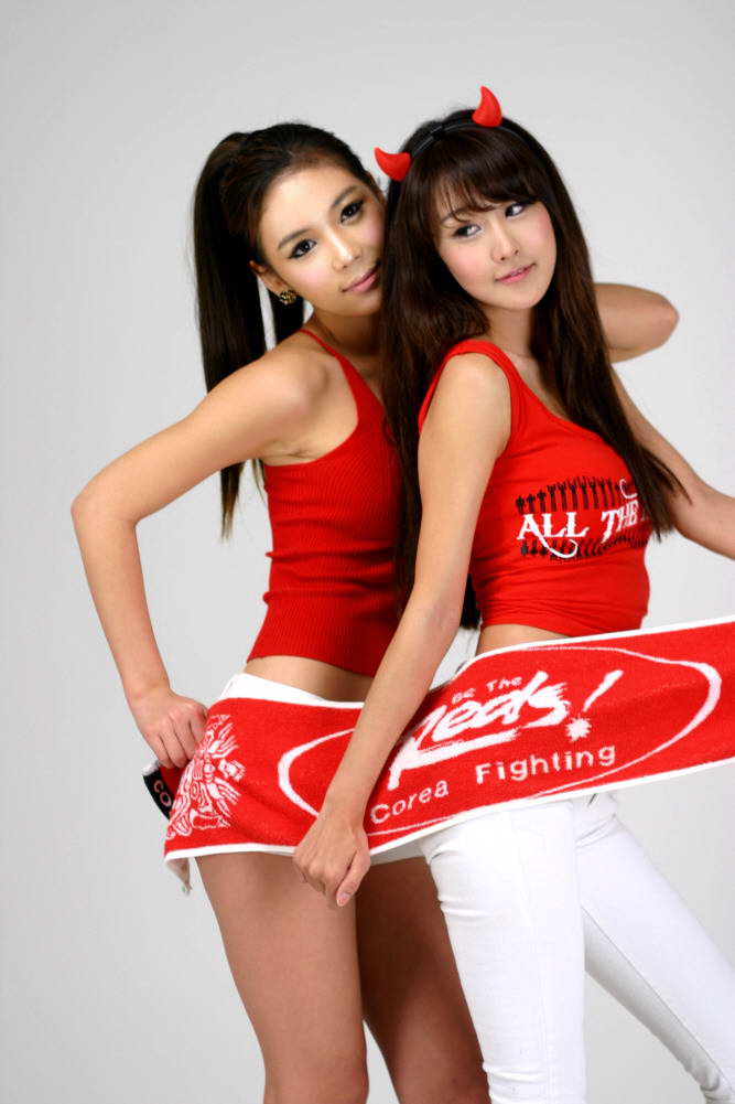 thai football sexy girls real teen picture club round boobs topless
