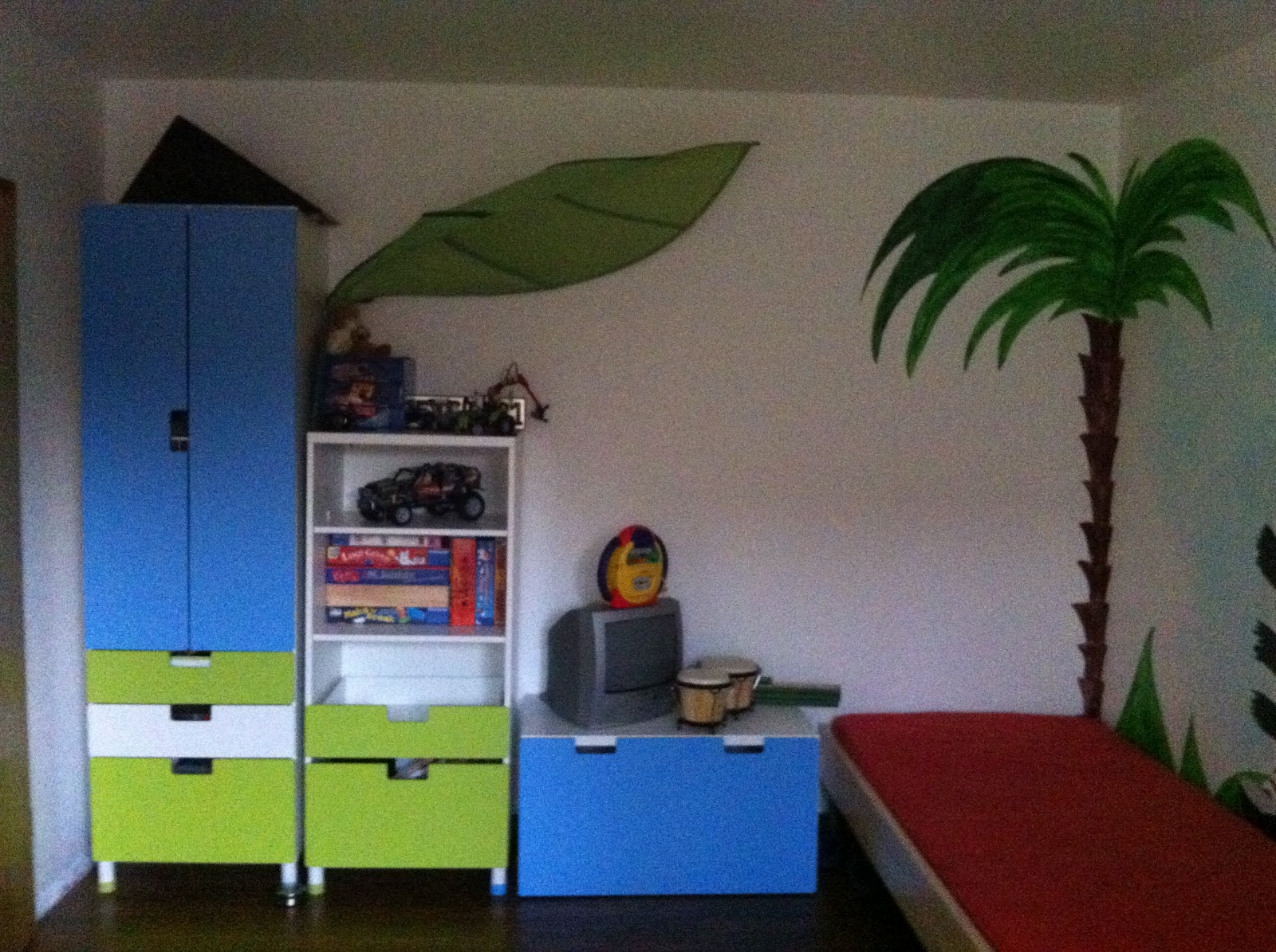 Campingkind: kinderzimmer Kinderzimmer junge baby